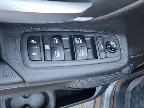 Used 2021 RAM 1500 Big Horn AWD/4WD image 26