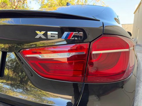 Used 2017 BMW X6 M image 15