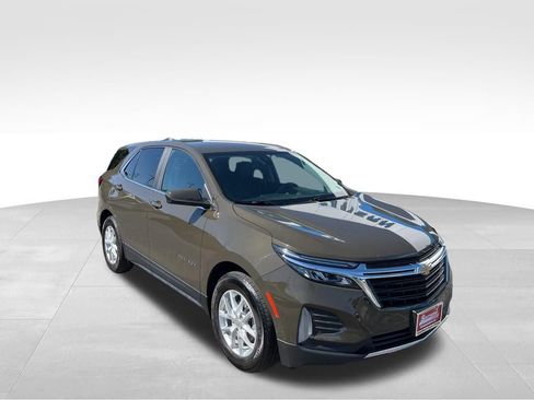 Used 2023 Chevrolet Equinox LT FWD image 38