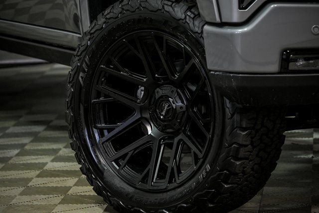 New 2026 GMC Sierra 1500 AT4 w/ Technology Package AWD/4WD image 3
