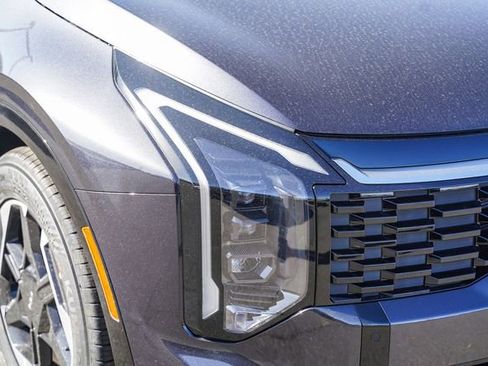 New 2026 Kia Sportage SX FWD image 11
