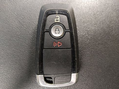 Used 2020 Ford Edge SE w/ Cargo Accessory Package AWD/4WD image 32