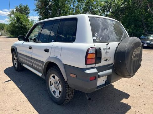 Used 1999 Toyota RAV4 2WD 4-Door image 3
