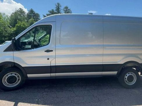 New 2026 Ford Transit 350 148 Medium Roof RWD image 5