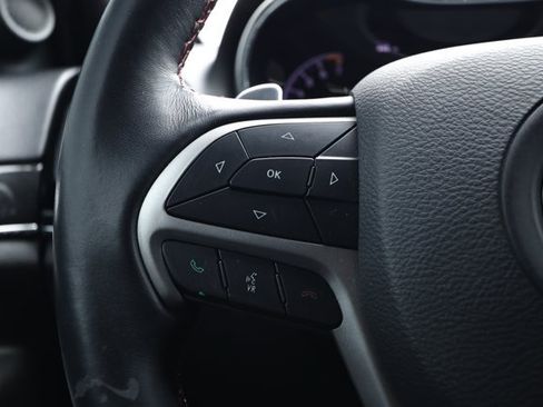 Used 2019 Jeep Grand Cherokee Trailhawk AWD/4WD image 13