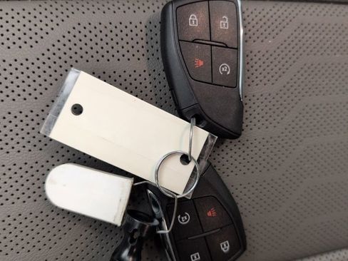 Used 2025 Chevrolet Colorado ZR2 w/ Technology Package image 46