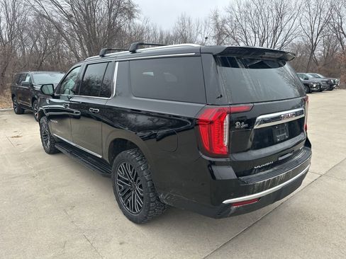Certified 2024 GMC Yukon XL SLT w/ SLT Luxury Package image 9