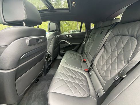 New 2027 BMW X6 xDrive40i w/ Climate Comfort Package AWD/4WD image 23