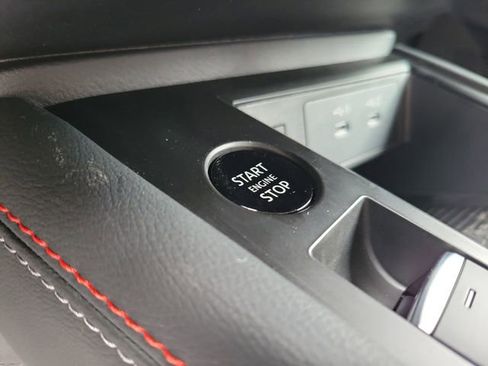 New 2026 Nissan Kicks SR w/ SR Premium Package FWD image 20