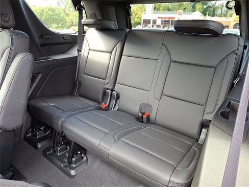 Certified 2023 GMC Yukon Denali image 11