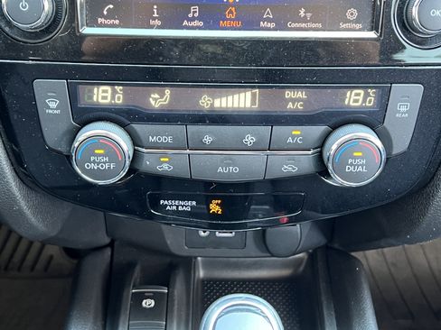 Used 2020 Nissan Rogue SV AWD/4WD image 31