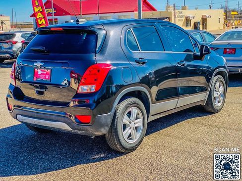 Used 2019 Chevrolet Trax LS w/ Tint and Cruise Package image 8