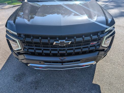 Used 2026 Chevrolet Tahoe Z71 w/ Comfort Package AWD/4WD image 12