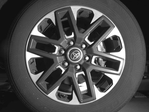 Used 2023 Toyota Tundra Limited AWD/4WD image 12