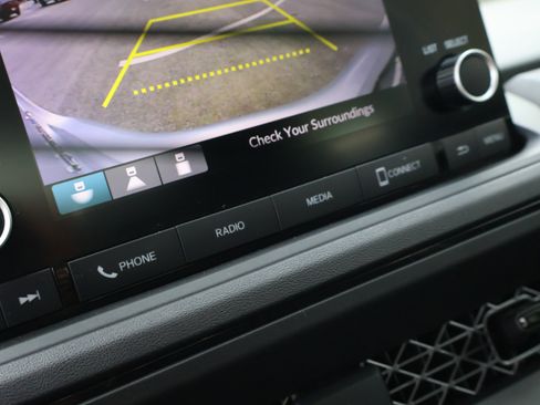 Used 2025 Honda Accord LX image 27
