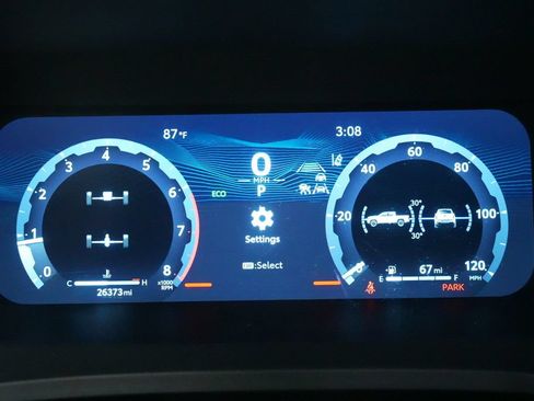 Used 2024 Toyota Tacoma TRD Sport AWD/4WD image 35