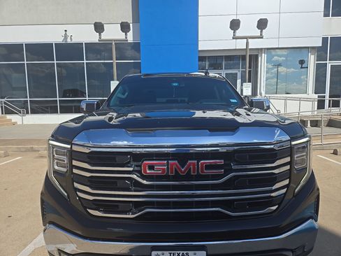 Used 2023 GMC Sierra 1500 SLT AWD/4WD image 9