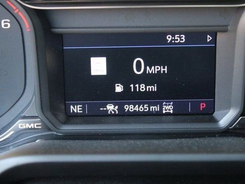 Used 2022 GMC Sierra 1500 SLT image 11