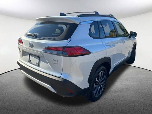 Certified 2025 Toyota Corolla Cross XLE image 14