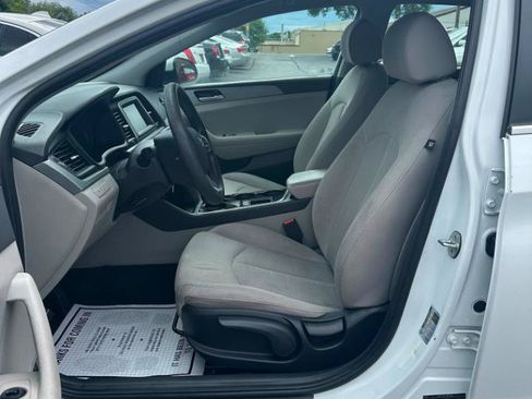 Used 2019 Hyundai Sonata SE FWD image 13