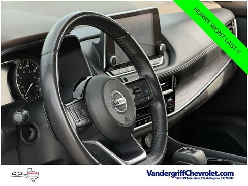 Used 2021 Nissan Rogue SL FWD image 11