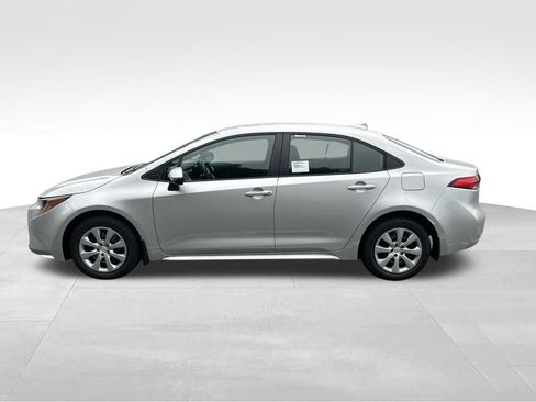 New 2026 Toyota Corolla LE FWD image 2