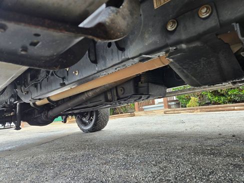 Used 2017 Ford F250 Lariat w/ Lariat Ultimate Package image 14