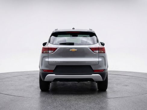 Used 2025 Chevrolet TrailBlazer LT FWD image 7