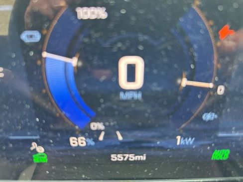 Used 2026 Chevrolet Equinox EV LT w/ Comfort Package image 19