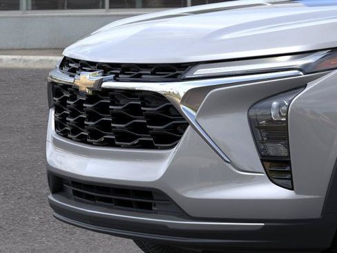 New 2026 Chevrolet Trax LT w/ LT Convenience Package FWD image 13