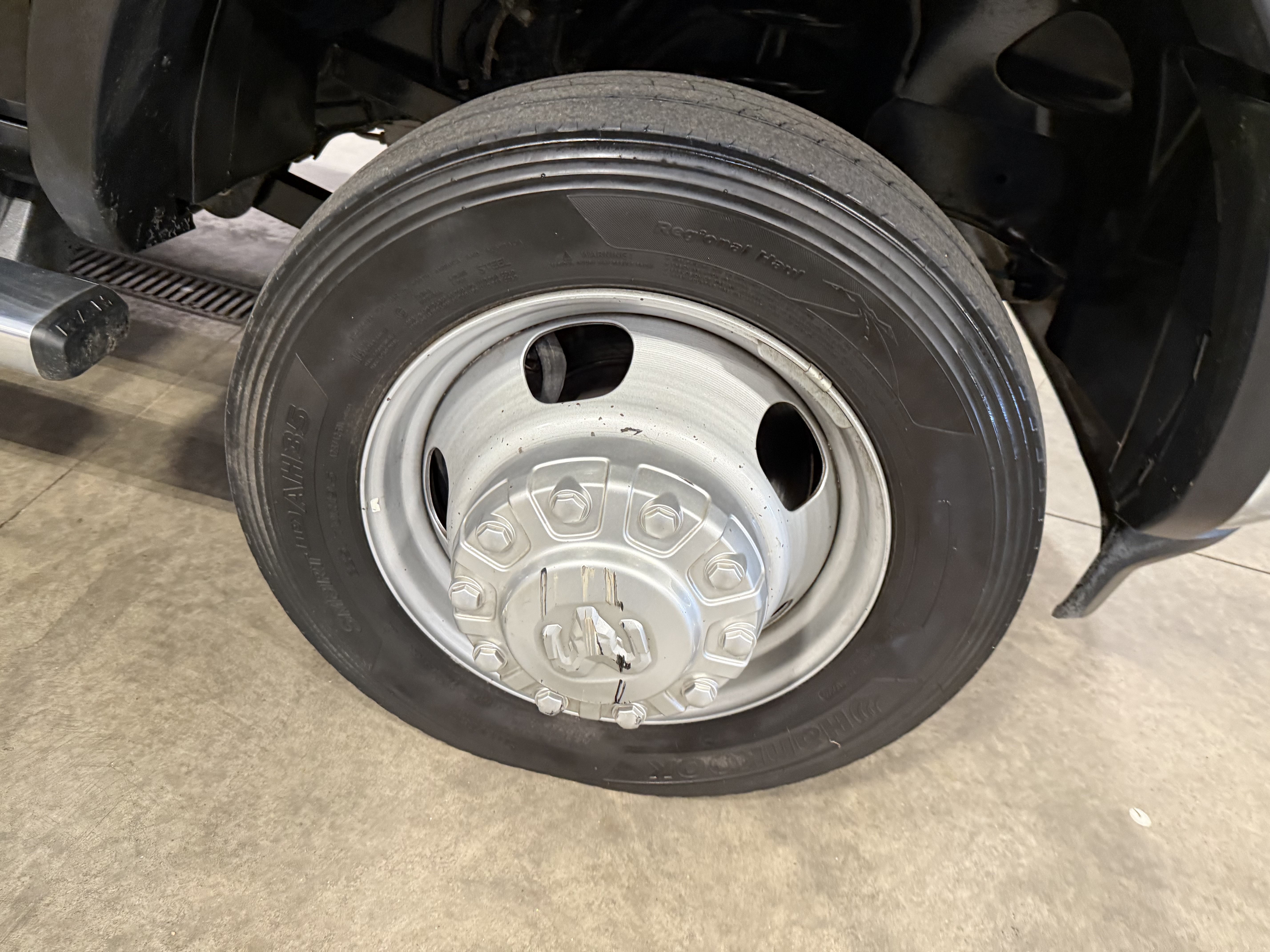 Used 2023 RAM 5500 Tradesman w/ Safety Group AWD/4WD image 4