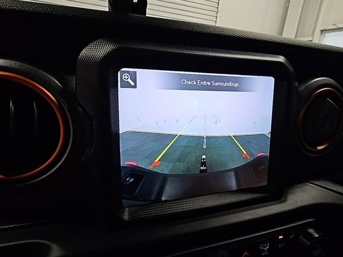 Used 2022 Jeep Gladiator Mojave w/ Trailer Tow Package image 19