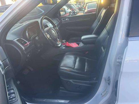 Used 2020 Jeep Grand Cherokee Limited w/ Luxury Group II RWD image 9