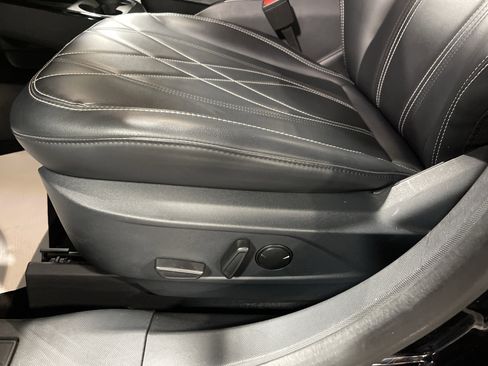 Used 2021 Ford Mustang Mach-E Select image 10