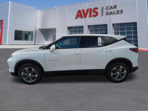 Used 2025 Chevrolet Blazer LT AWD/4WD image 10