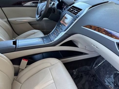 Used 2016 Lincoln MKZ Hybrid w/ Equipment Group 600A Reserve FWD image 19