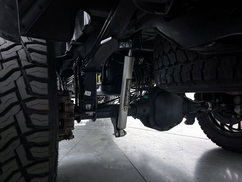 Used 2021 Ford F250 Lariat w/ FX4 Off-Road Package image 5