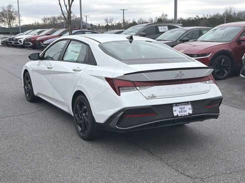 New 2026 Hyundai Elantra Sport image 5