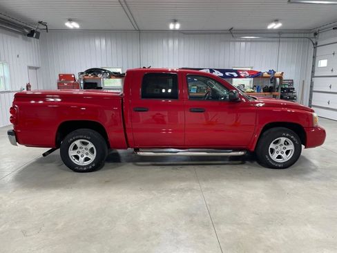 Used 2007 Dodge Dakota SLT w/ Trailer Tow Group AWD/4WD image 8