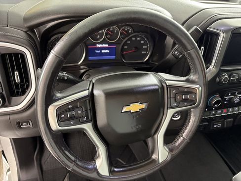 Used 2021 Chevrolet Silverado 1500 LT w/ Convenience Package II AWD/4WD image 30
