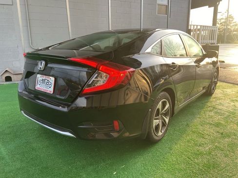 Used 2019 Honda Civic LX image 4