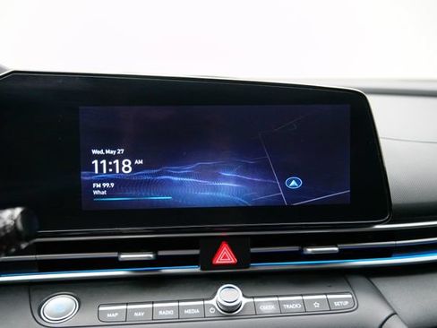 Used 2024 Hyundai Elantra SEL FWD image 27