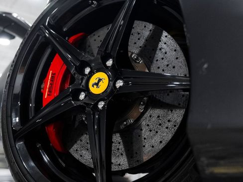 Used 2012 Ferrari 458 Spider RWD image 85