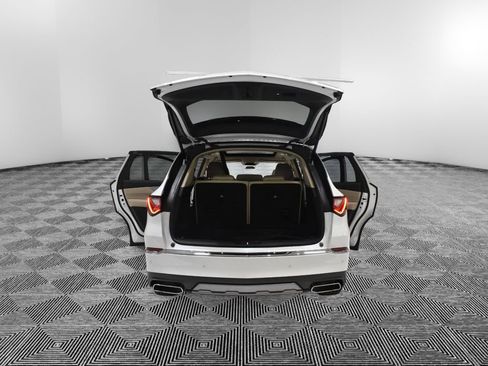 Used 2025 Acura MDX w/ Technology Package image 9
