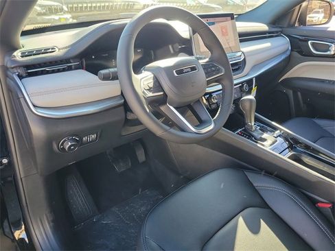 New 2026 Jeep Compass Limited w/ Sun, Sound & Navigation Group image 18