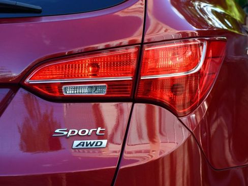 Used 2015 Hyundai Santa Fe Sport image 8