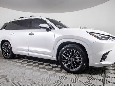 Used 2024 Lexus TX 350 AWD w/ Captains Chair Package image 3