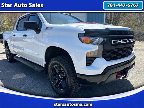 Used 2023 Chevrolet Silverado 1500 Custom Trail Boss AWD/4WD image 1
