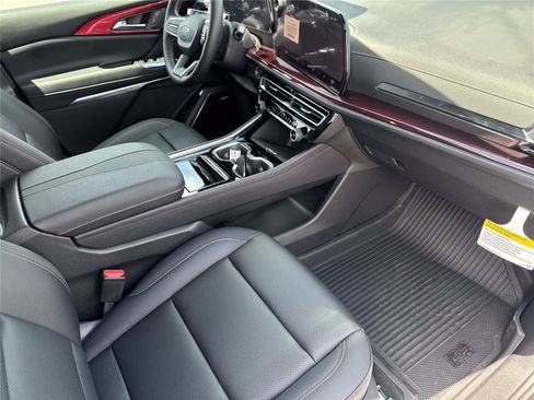New 2026 Chevrolet Traverse Z71 AWD/4WD image 38