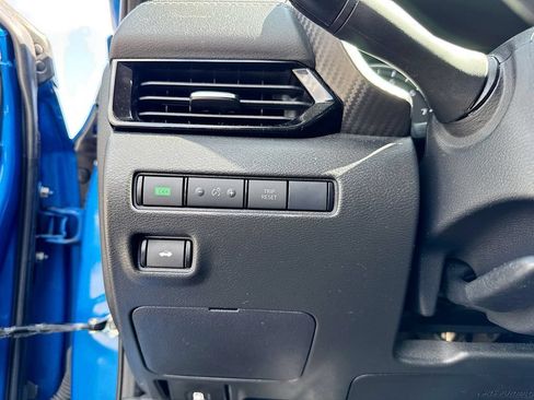 Used 2024 Nissan Sentra SV FWD image 20